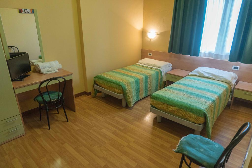 Ristorante Albergo Al Donatore Teor Room photo